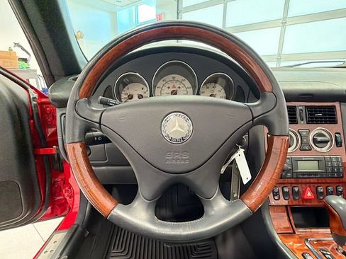 Used 2001 Mercedes-Benz SLK 320 image 9