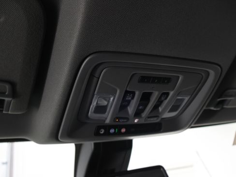 Used 2023 Chevrolet Silverado 3500 LTZ w/ LTZ Plus Package image 65