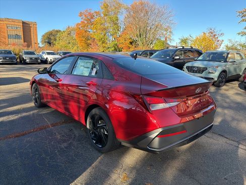 New 2026 Hyundai Elantra Sport image 5