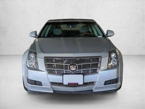 Used 2010 Cadillac CTS Luxury image 2