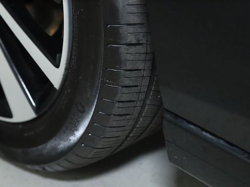 Certified 2023 Nissan Sentra SV w/ SV Premium Package image 37