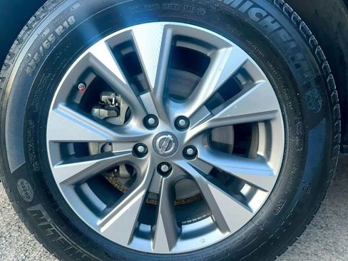 Used 2017 Nissan Murano S w/ Navigation Package AWD/4WD image 33