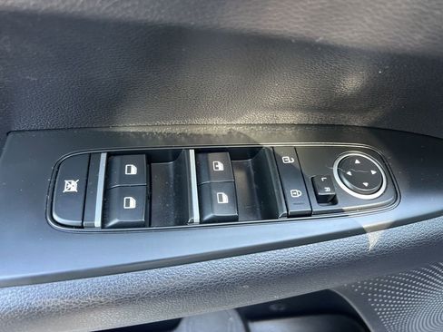 Used 2022 Kia Forte LXS image 20