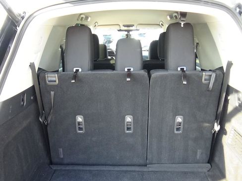 Used 2025 Nissan Pathfinder SV FWD image 10