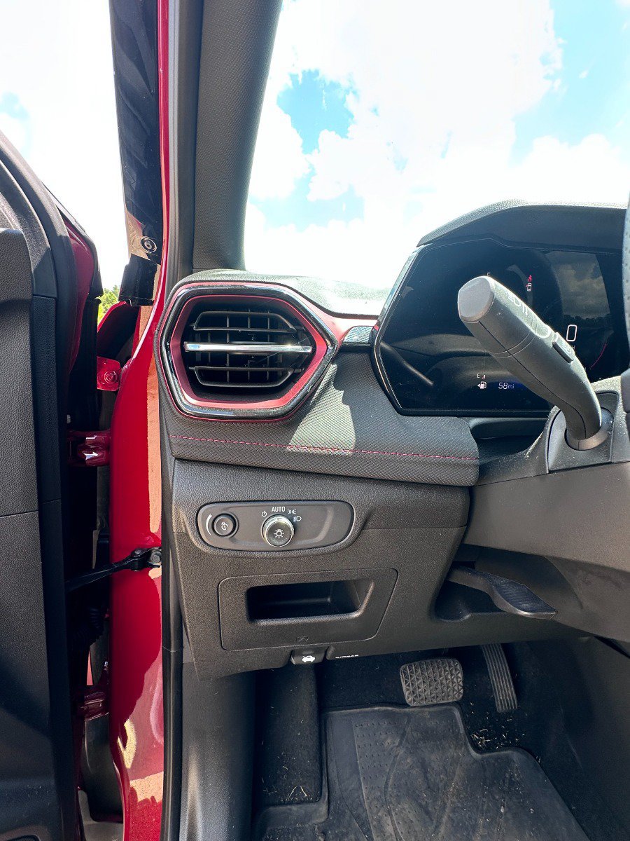 Used 2026 Chevrolet TrailBlazer RS w/ Driver Confidence Package FWD image 6