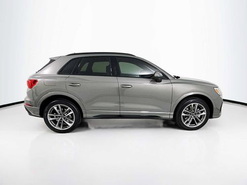 Used 2023 Audi Q3 2.0T Premium w/ Black Optic Sport Package AWD/4WD image 8