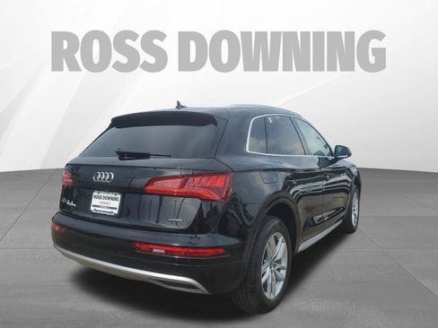 Used 2020 Audi Q5 2.0T Premium w/ Convenience Package AWD/4WD image 6