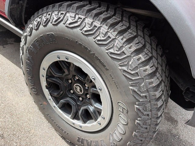 Certified 2023 Ford Bronco Badlands w/ Sasquatch Package AWD/4WD image 20