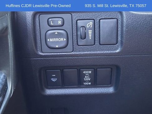 Used 2018 Toyota 4Runner SR5 Premium image 24