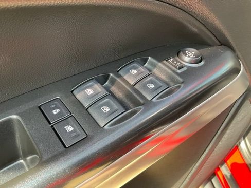 Used 2018 Chevrolet Colorado ZR2 AWD/4WD image 6