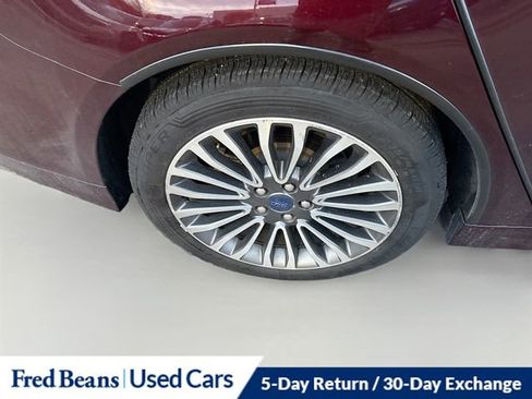 Used 2017 Ford Fusion SE w/ Equipment Group 602A image 17