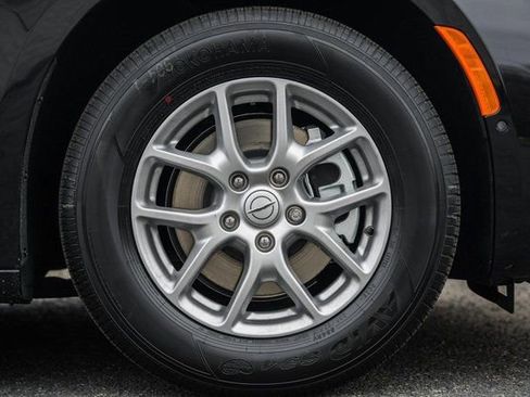 New 2026 Chrysler Pacifica Select image 33