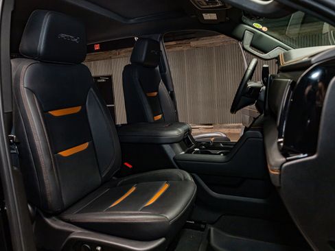 Used 2025 GMC Sierra 2500 AT4 w/ AT4 Premium Plus Package image 30