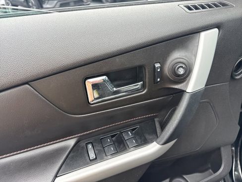 Used 2014 Ford Edge SEL w/ Equipment Group 205A AWD/4WD image 22