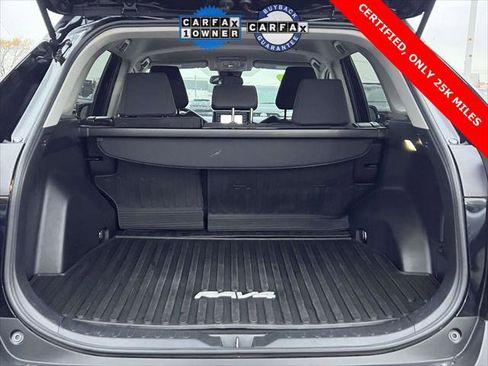 Certified 2022 Toyota RAV4 LE image 7