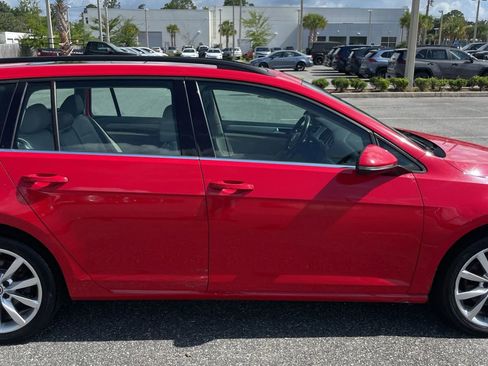 Used 2016 Volkswagen Golf SE FWD image 11