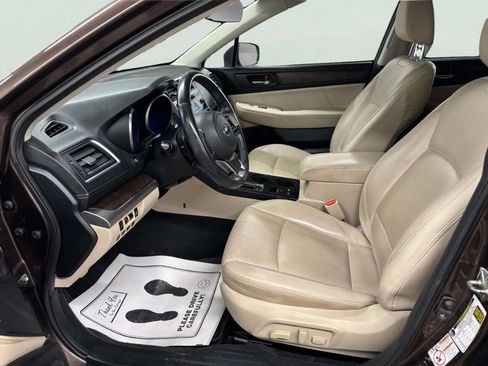 Used 2019 Subaru Outback 2.5i Limited w/ Popular Package #2 AWD/4WD image 15