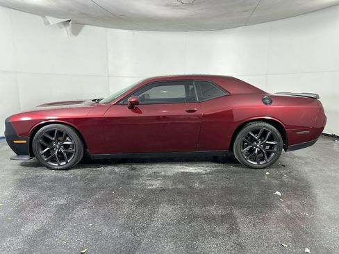 Used 2022 Dodge Challenger GT w/ Blacktop Package image 8