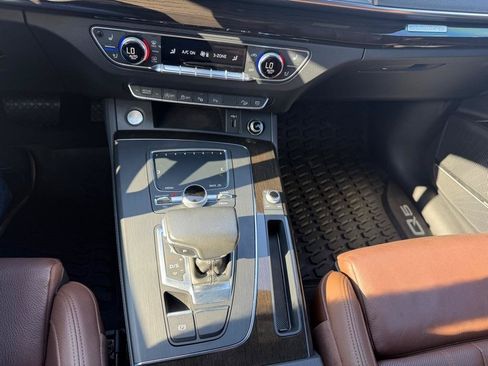Used 2019 Audi Q5 Prestige w/ Prestige Package AWD/4WD image 16