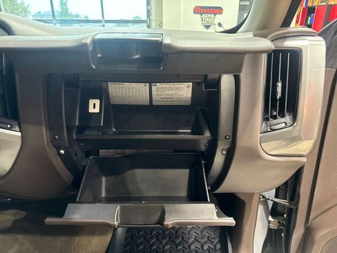 Used 2017 Chevrolet Silverado 1500 LT w/ All Star Edition AWD/4WD image 84