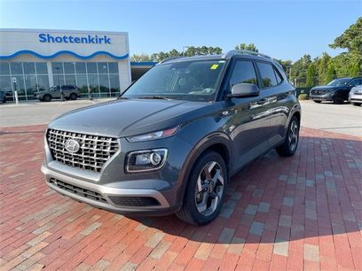 Used 2024 Hyundai Venue SEL