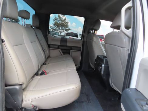 Used 2022 Ford F250 XL w/ Power Equipment Group AWD/4WD image 43