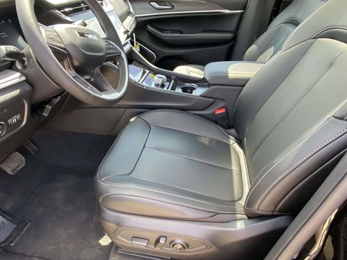 New 2026 Jeep Grand Cherokee L Limited RWD image 14
