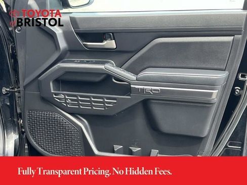 Used 2024 Toyota Tacoma TRD Sport AWD/4WD image 21