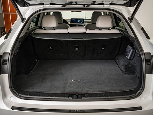 Certified 2022 Lexus RX 350 FWD w/ Premium Package image 17