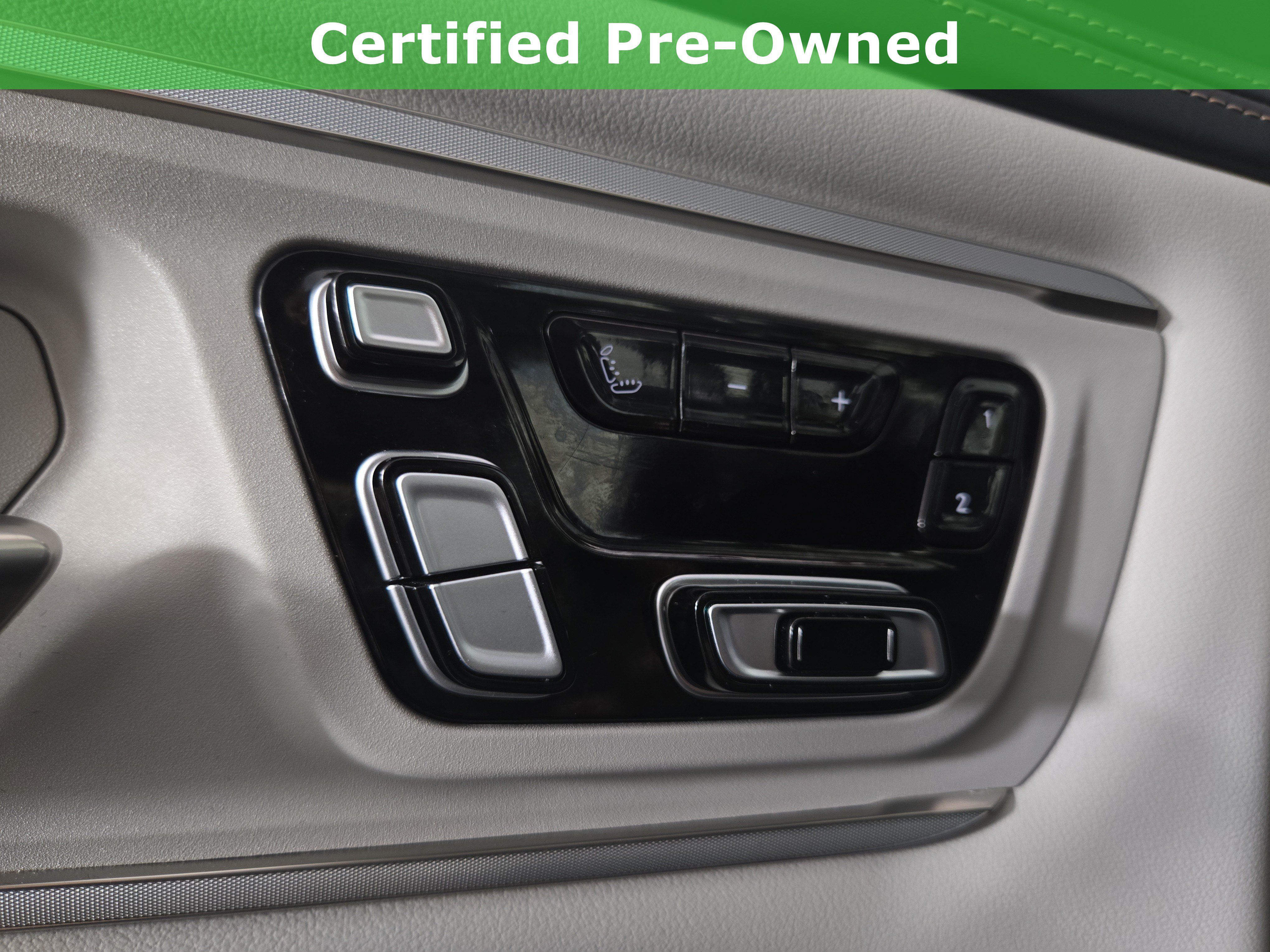 Certified 2025 RAM 1500 Tungsten w/ Towing Technology Group AWD/4WD image 32