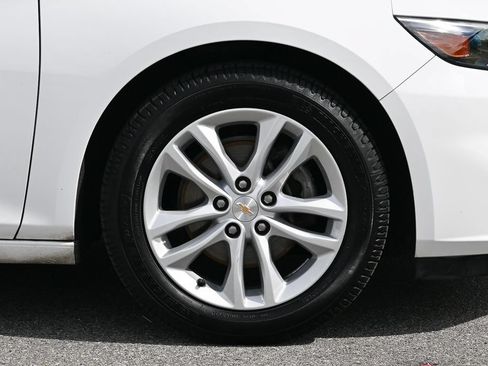 Used 2016 Chevrolet Malibu LT FWD image 11
