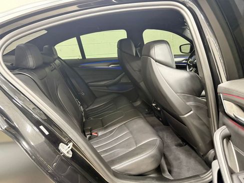 Used 2023 BMW M5 image 64