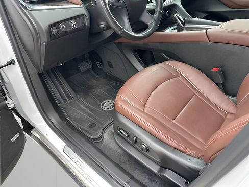 Used 2019 Buick Enclave Avenir w/ Avenir Technology Package image 28