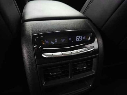 Certified 2022 Cadillac XT5 Premium Luxury w/ Technology Package image 43