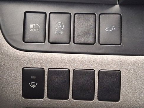 Used 2019 Toyota Highlander XLE image 21