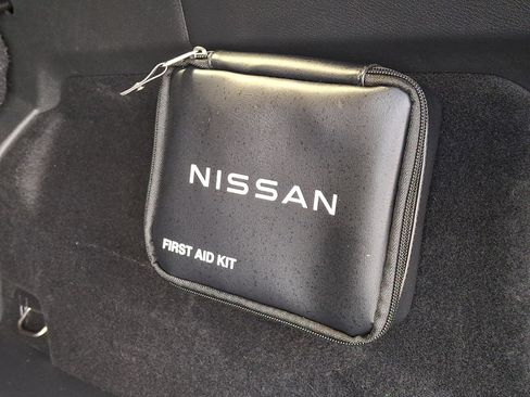 Used 2023 Nissan Rogue SV w/ SV Premium Package AWD/4WD image 33
