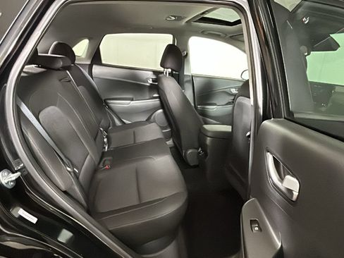 Certified 2023 Hyundai Kona SEL w/ Convenience Package FWD image 37