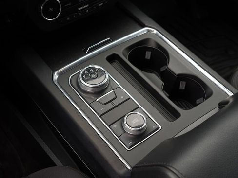 Used 2020 Ford Expedition Max XL AWD/4WD image 25