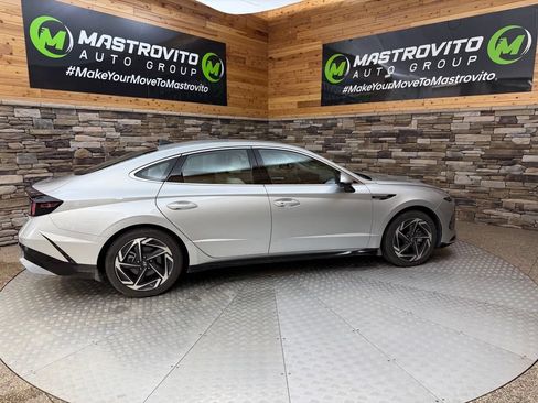 Used 2026 Hyundai Sonata SEL FWD image 13