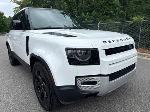 Used 2025 Land Rover Defender 110 S AWD/4WD image 11