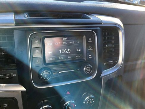 Used 2017 RAM 2500 SLT image 22