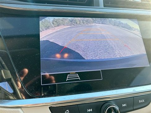Used 2020 Buick Encore GX Select image 21
