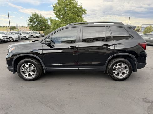 Used 2022 Honda Passport TrailSport image 4