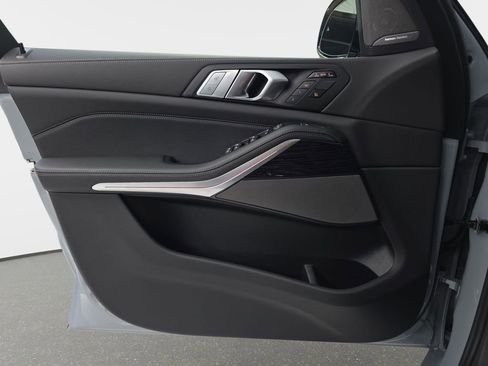 New 2026 BMW X7 xDrive40i image 27