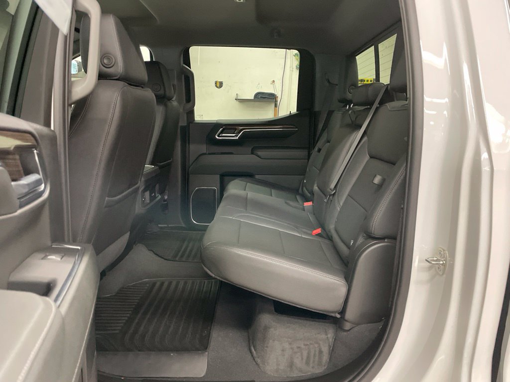 Used 2024 Chevrolet Silverado 1500 RST w/ Convenience Package II AWD/4WD image 27