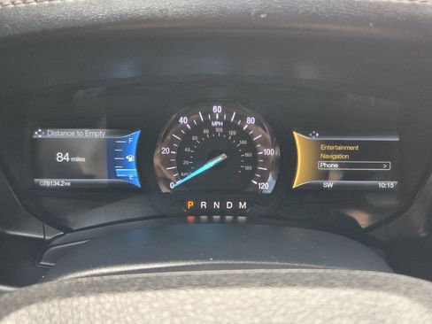 Used 2015 Ford Expedition Platinum image 11