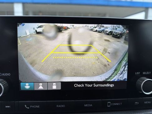 Used 2023 Honda CR-V LX image 19