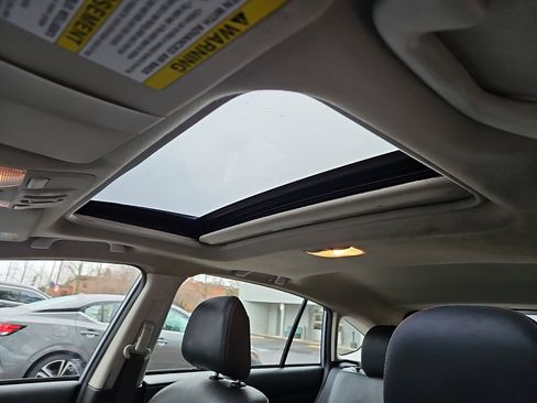 Used 2014 Subaru Impreza 2.0i Sport Limited image 12