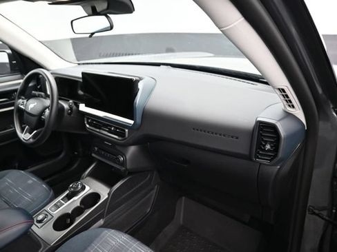 Used 2025 Ford Bronco Sport Heritage AWD/4WD image 9