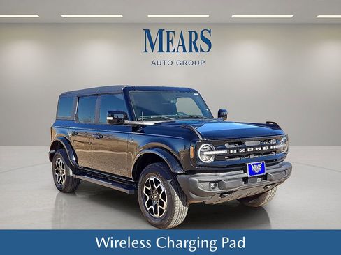 Used 2022 Ford Bronco Outer Banks image 8